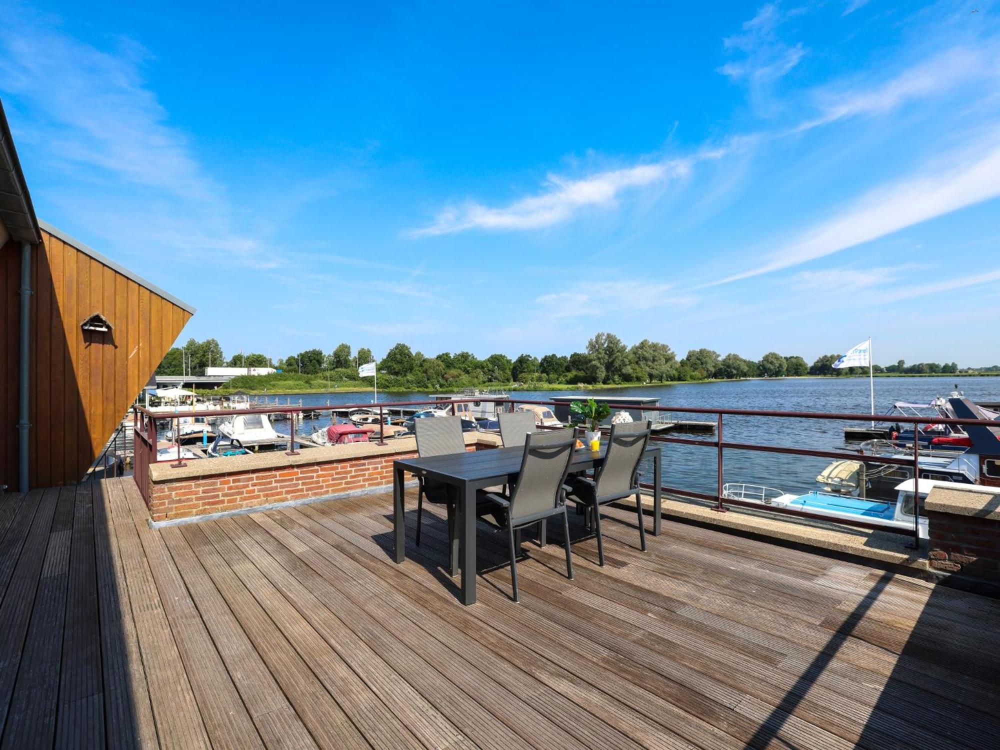 Вилла Penthouse Uitgeest Экстерьер фото