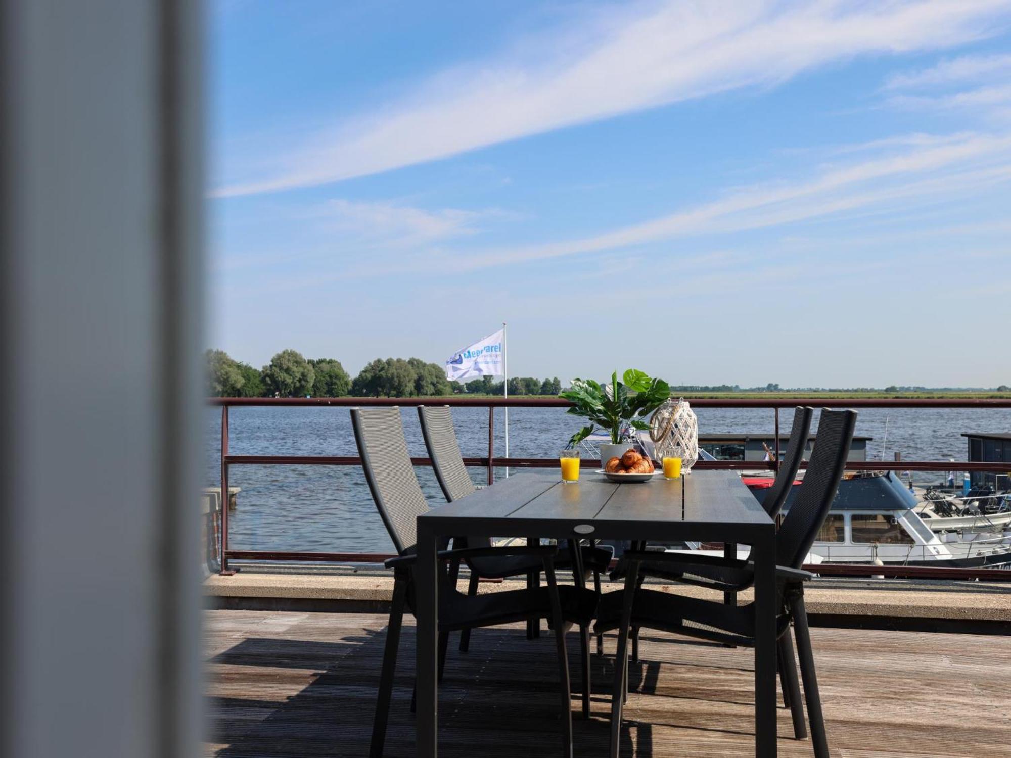 Вилла Penthouse Uitgeest Экстерьер фото
